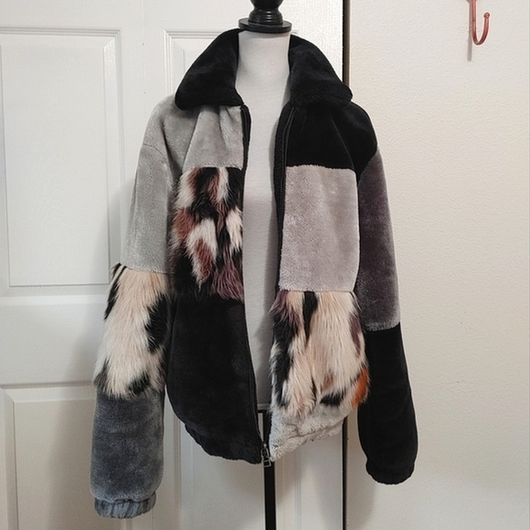 UO Blocked Faux Fur Jacket Bomber Jacket - Picture 7 of 15